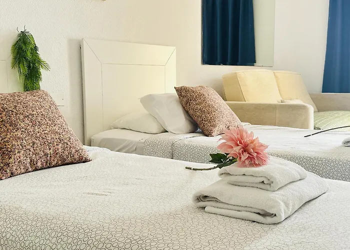 Pacific Harbor Pool View Apartment *