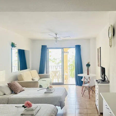 Apartment Pacific Harbor Pool View Los Cristianos (Tenerife)